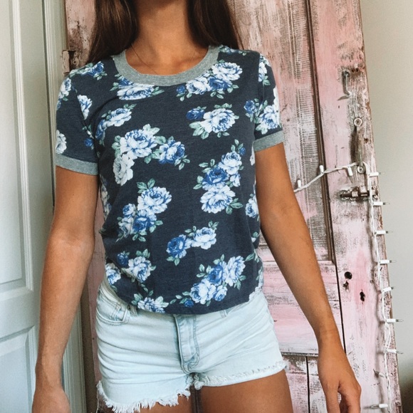 PacSun Tops - Floral Shirt PacSun Tops - Floral Shirt